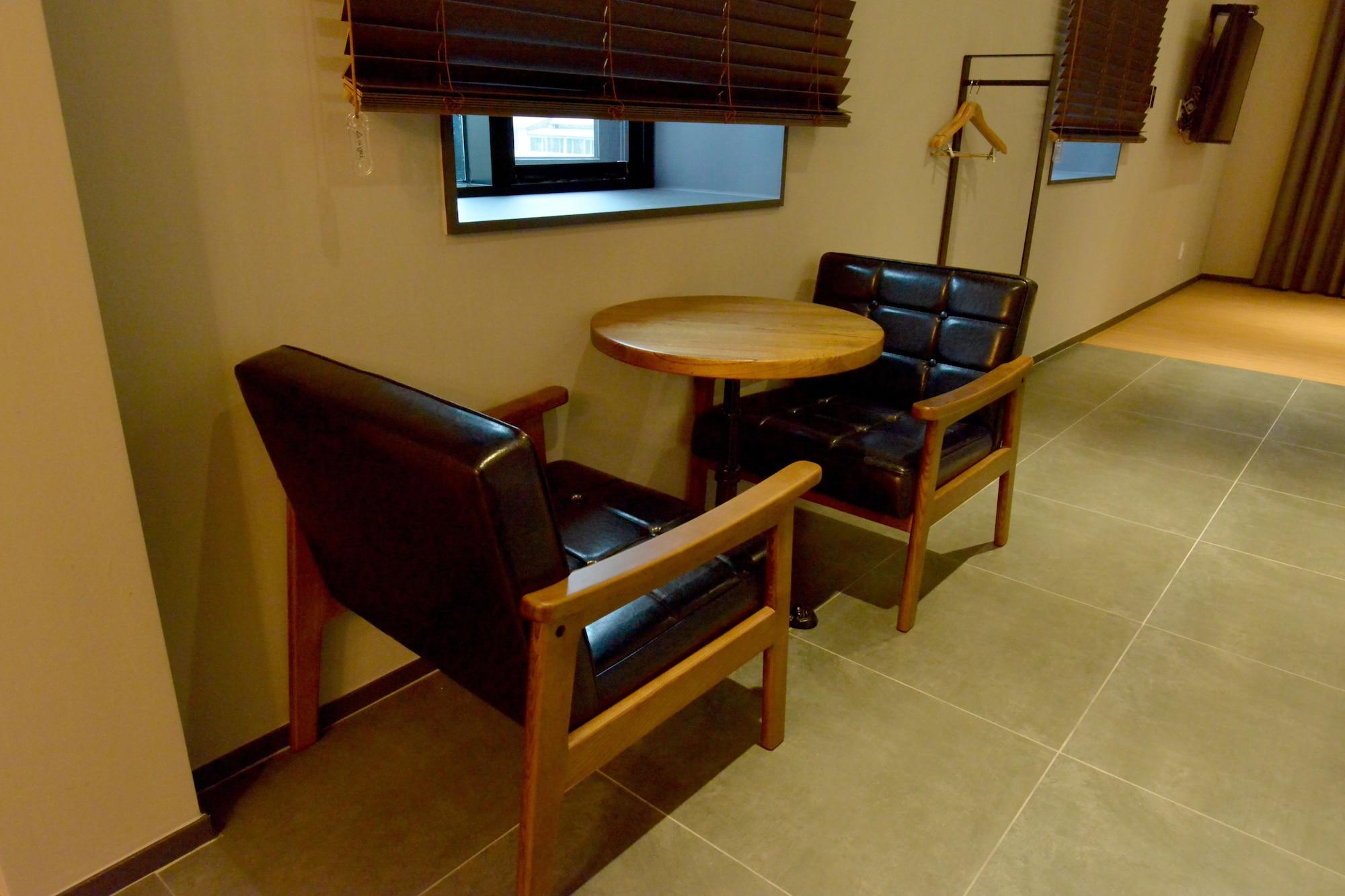 Brown Dot Hotel Changwon Exterior foto